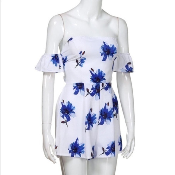 ❤️Adorable summer romper so cute only a few left!! - Picture 5 of 8